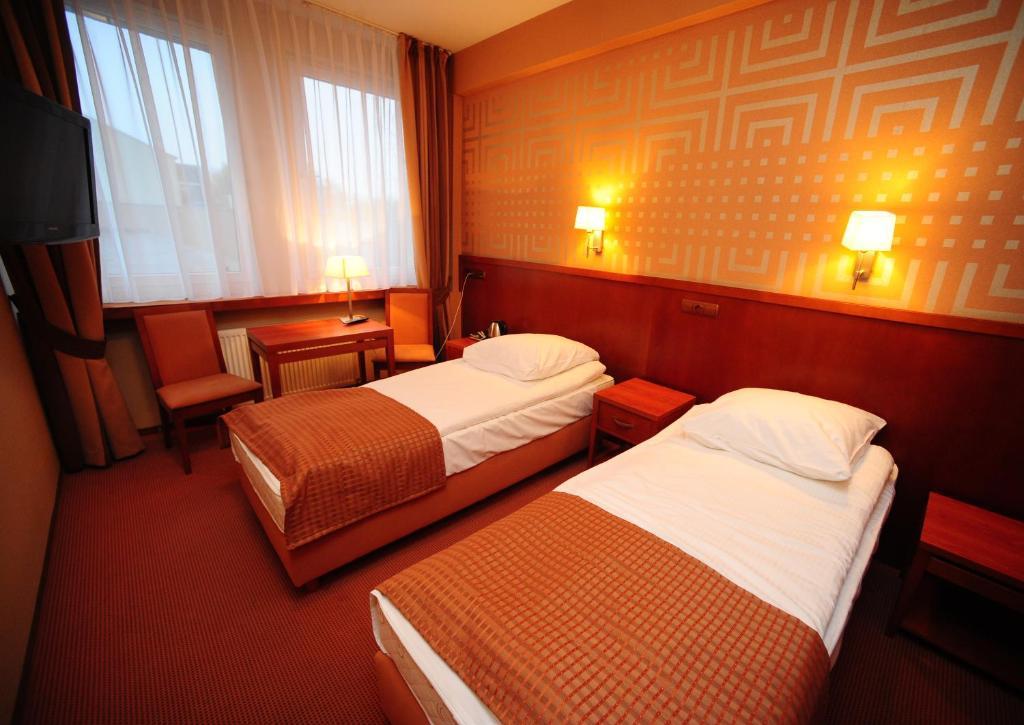 Hotel Gwda Piła Exterior foto